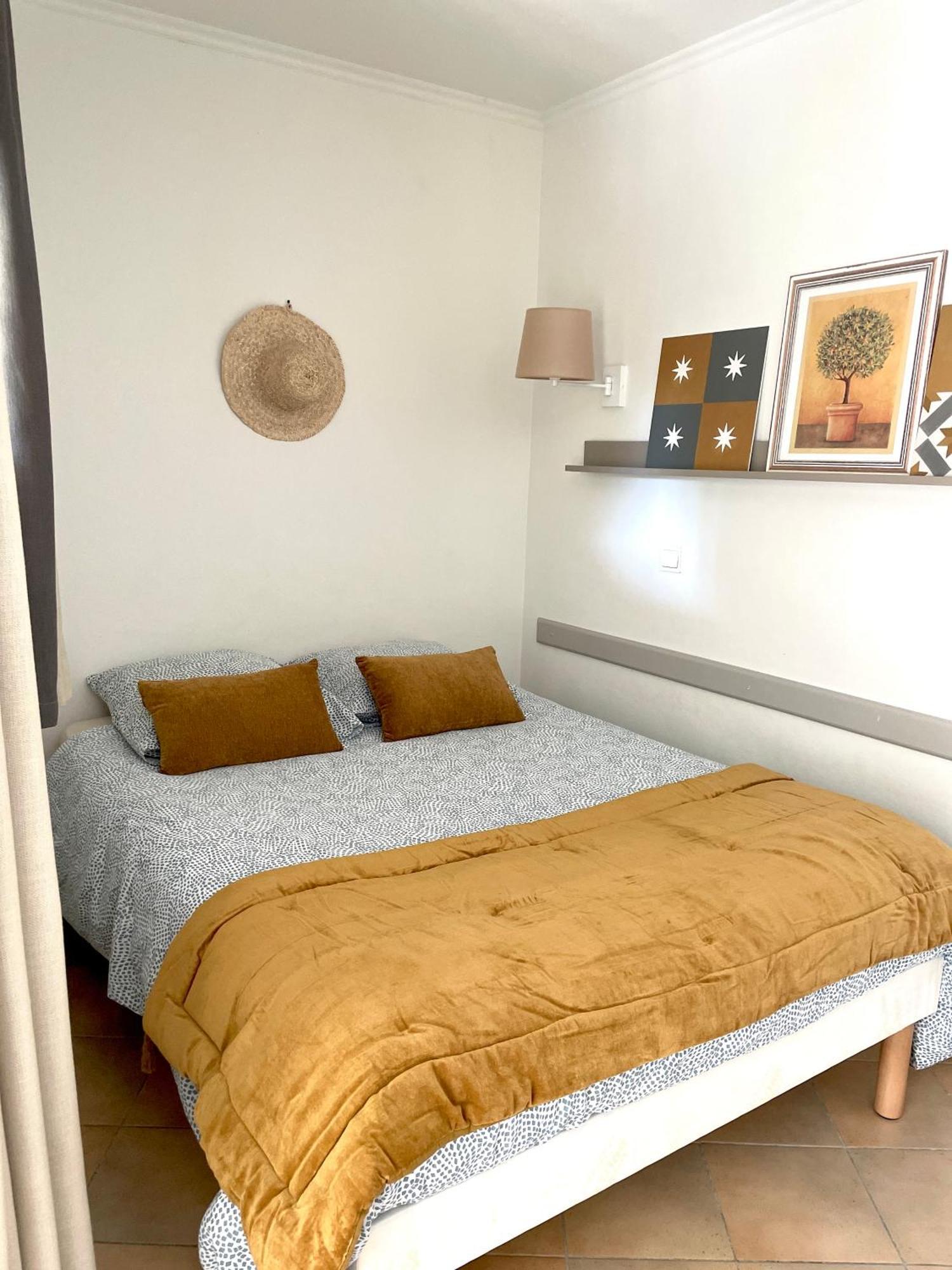 Appartement Golf De Pont Royal Mallemort Ngoại thất bức ảnh